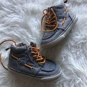GAP Grey Wooly Tweed high top sneakers toddler 7